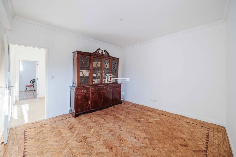 Apartamento T2 para Arrendamento em Moscavide e Portela Foto 33