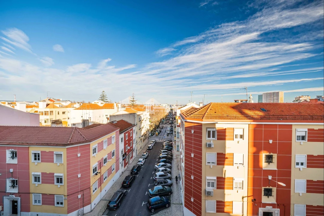 Apartamento T2 para Arrendamento em Moscavide e Portela Foto 12