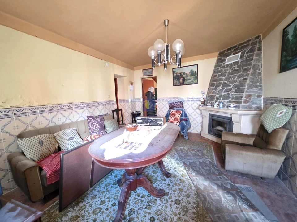 Moradia T3 para Venda em Alvorninha Foto 10