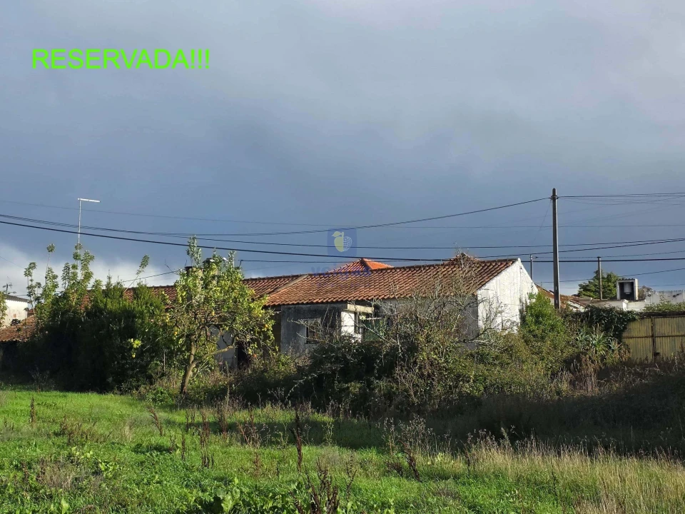 Moradia T3 para Venda em Alvorninha Foto 1