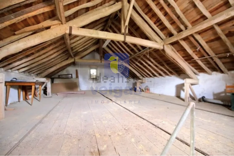 Moradia T4 para Venda em Alvorninha Foto 19