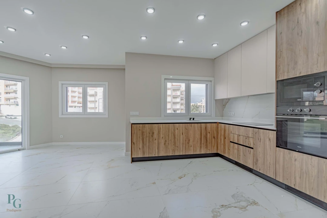 Apartamento T2 para Venda em Armação de Pera Foto 8