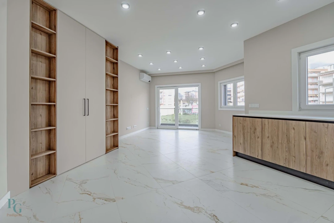 Apartamento T2 para Venda em Armação de Pera Foto 2