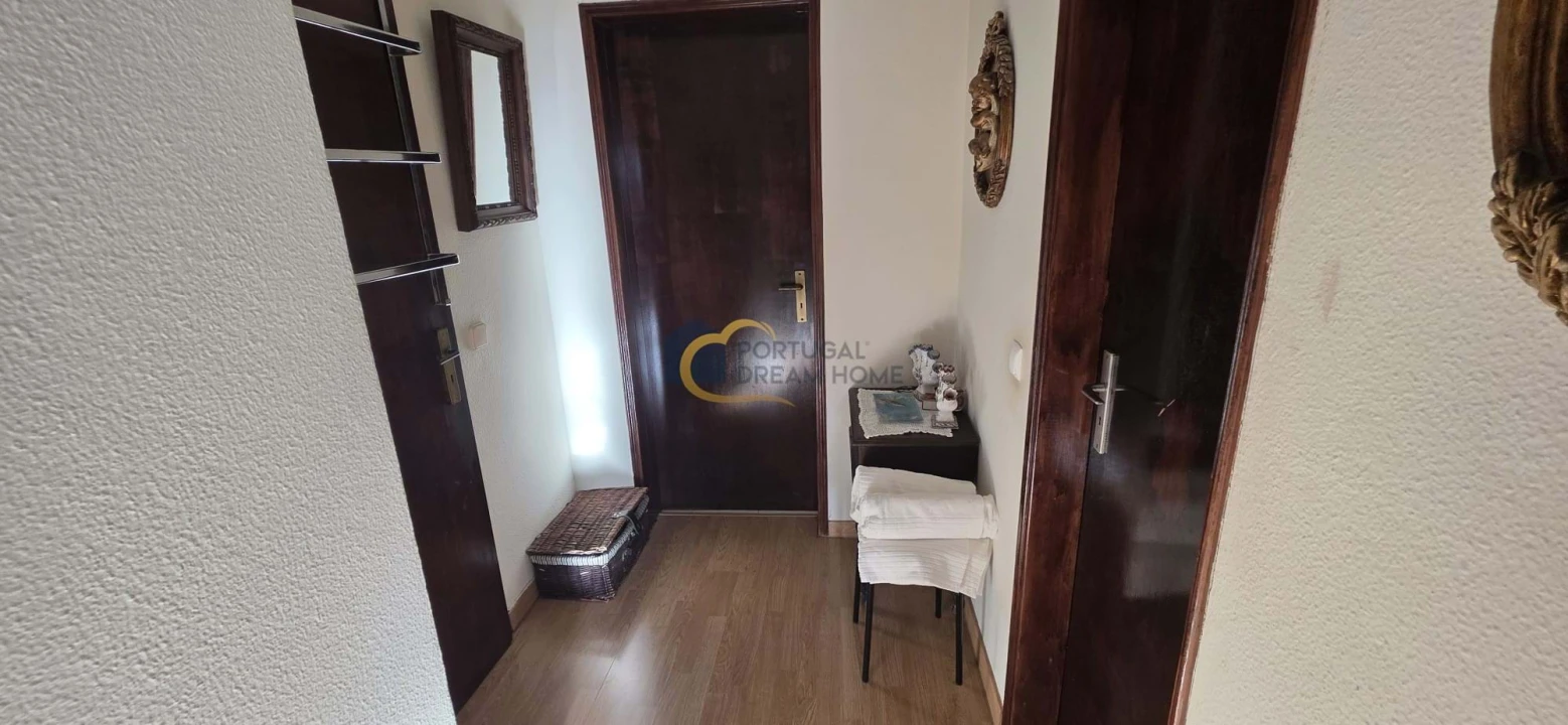 Apartamento T2 para Venda em Quarteira Foto 9