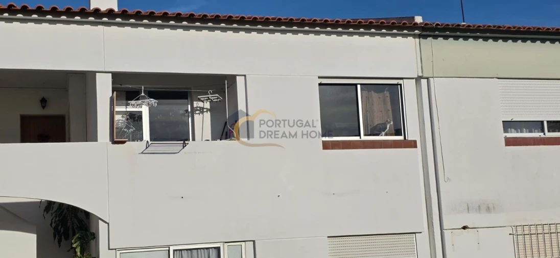 Apartamento T2 para Venda em Quarteira Foto 16