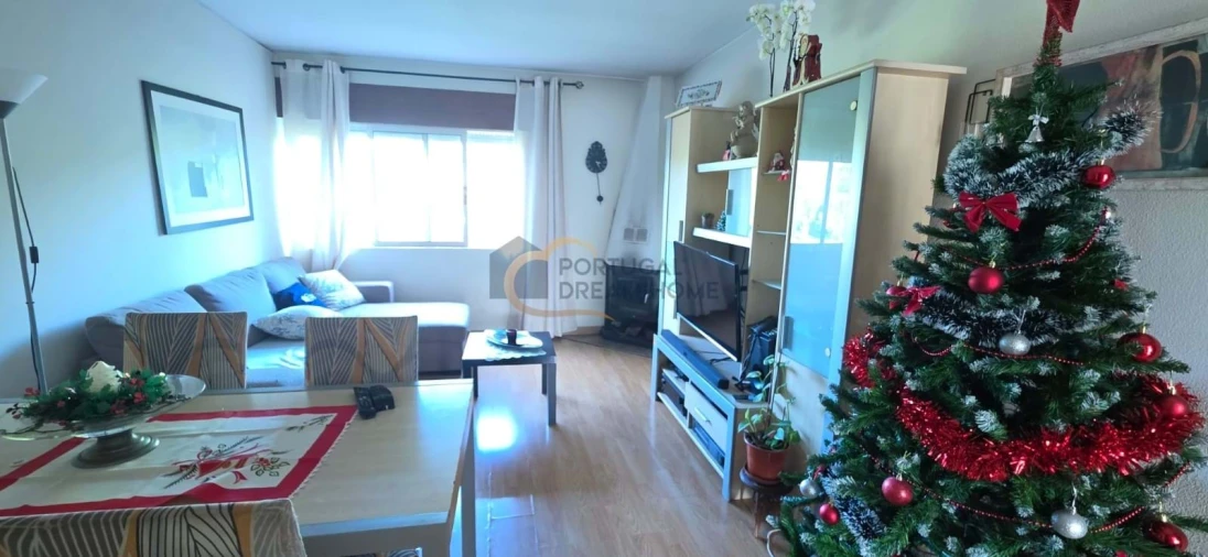 Apartamento T2 para Venda em Quarteira Foto 5