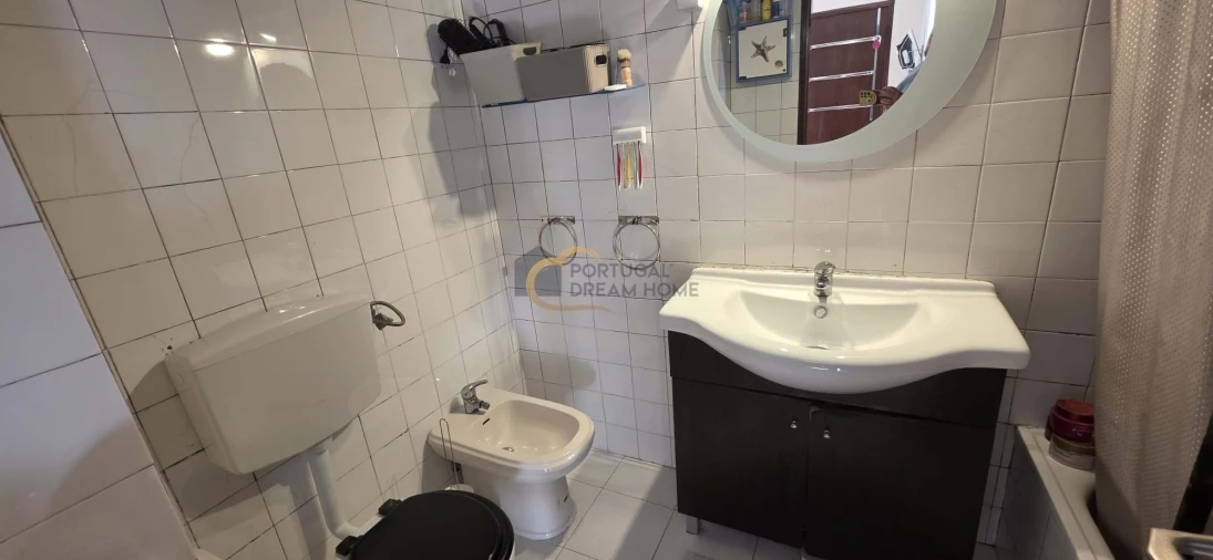 Apartamento T2 para Venda em Quarteira Foto 14