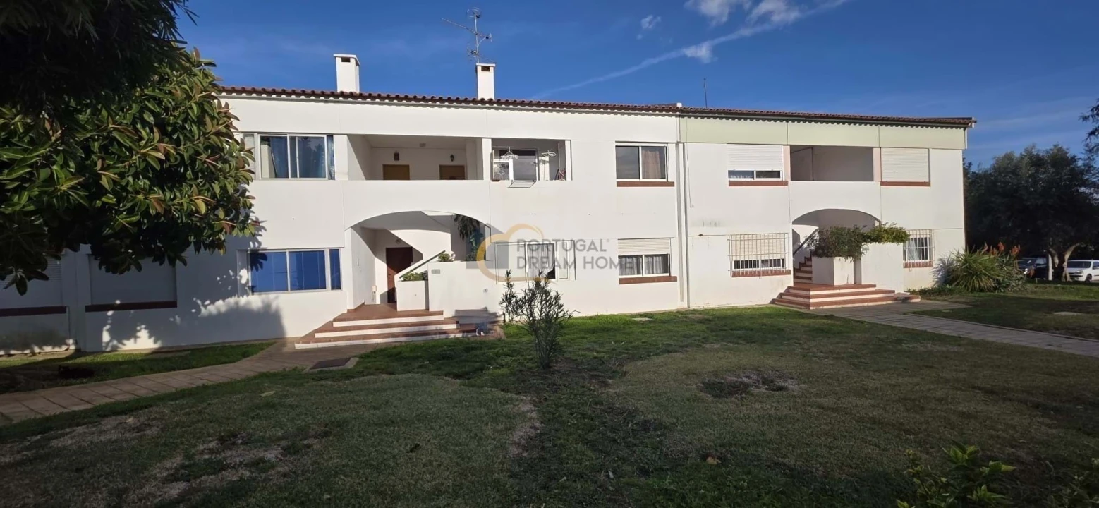 Apartamento T2 para Venda em Quarteira Foto 1
