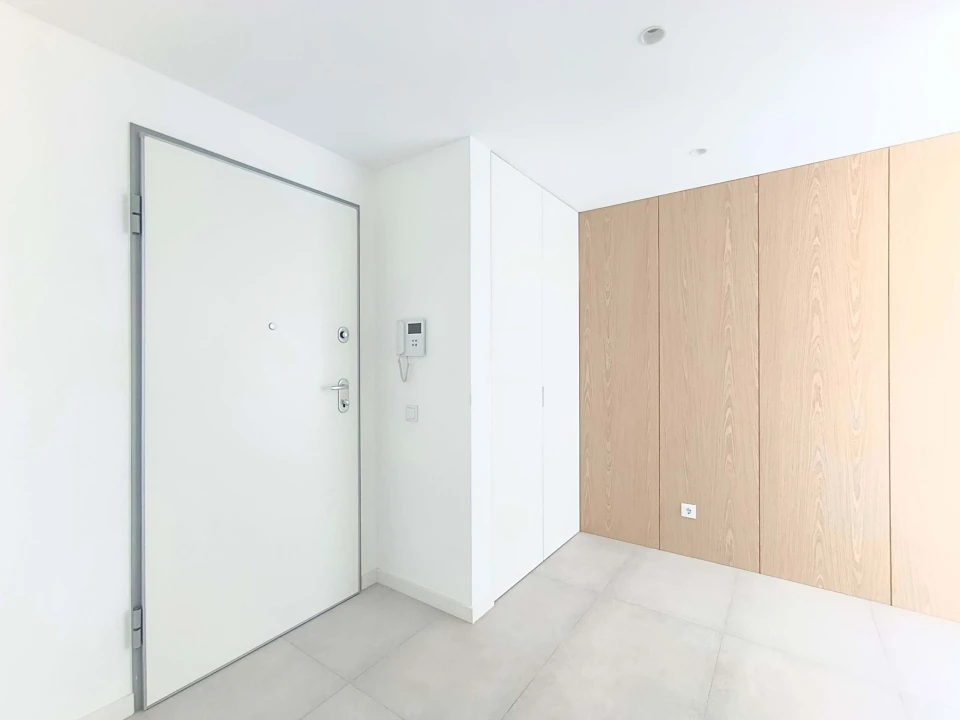 Apartamento T3 para Venda em Portimão Foto 2