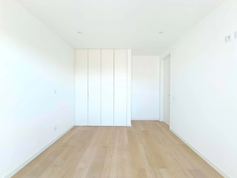 Apartamento T3 para Venda em Portimão Foto 11