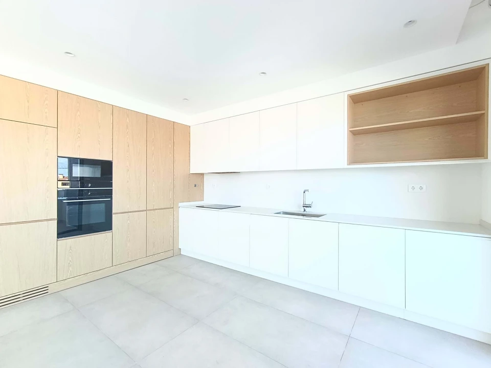 Apartamento T3 para Venda em Portimão Foto 5