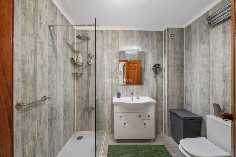 Apartamento T2 para Venda em Albufeira e Olhos de Água Foto 5