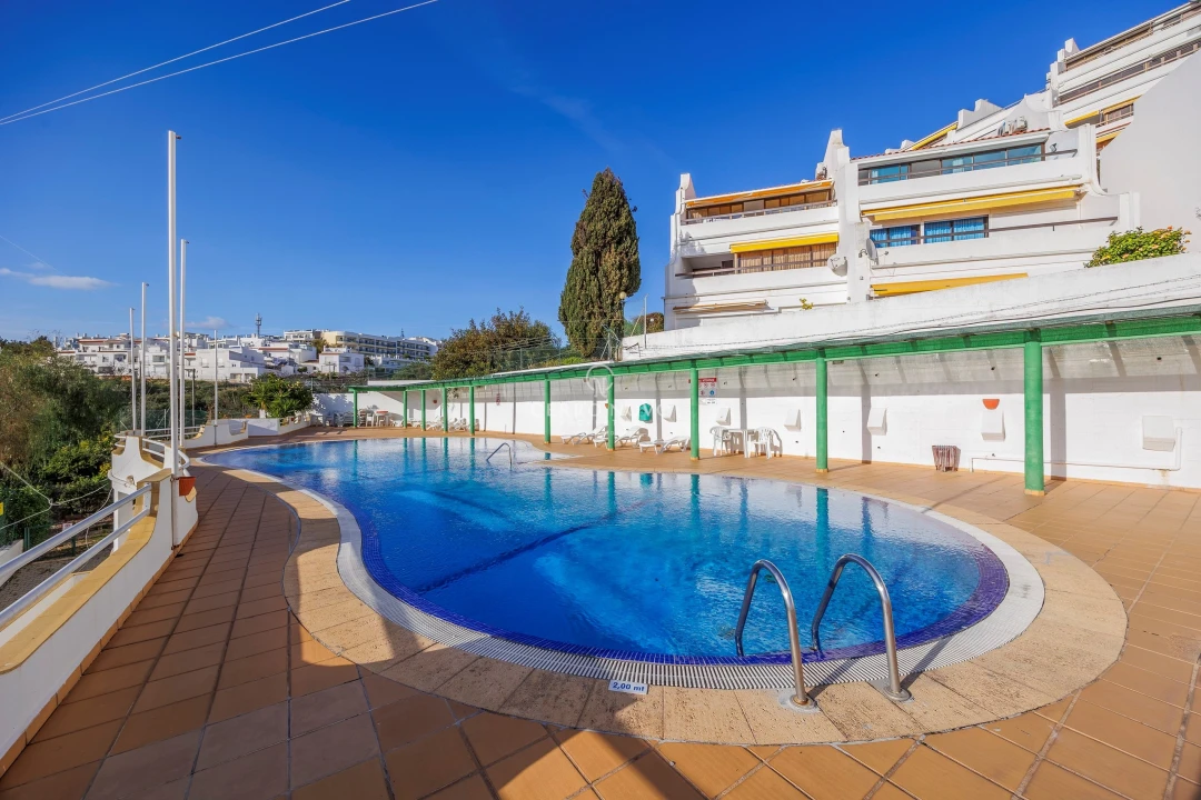 Apartamento T2 para Venda em Albufeira e Olhos de Água Foto 12