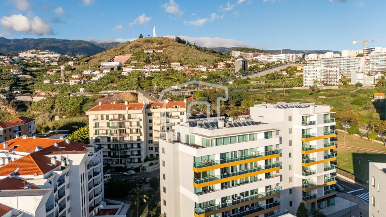 Apartamento T2 para Venda em São Martinho Foto 19