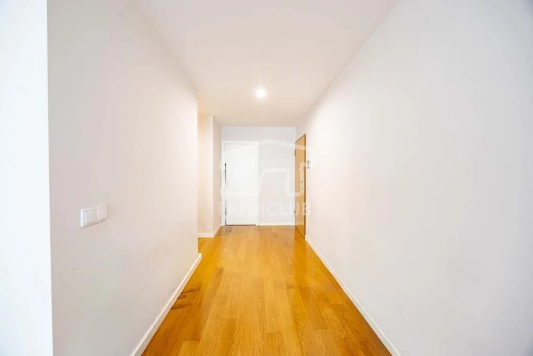 Apartamento T2 para Venda em São Martinho Foto 16