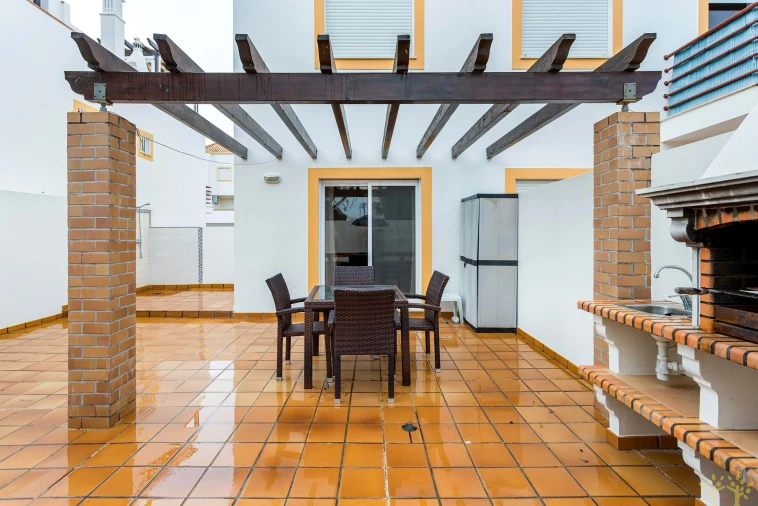 Apartamento T2 para Arrendamento em Conceição e Cabanas de Tavira Foto 8