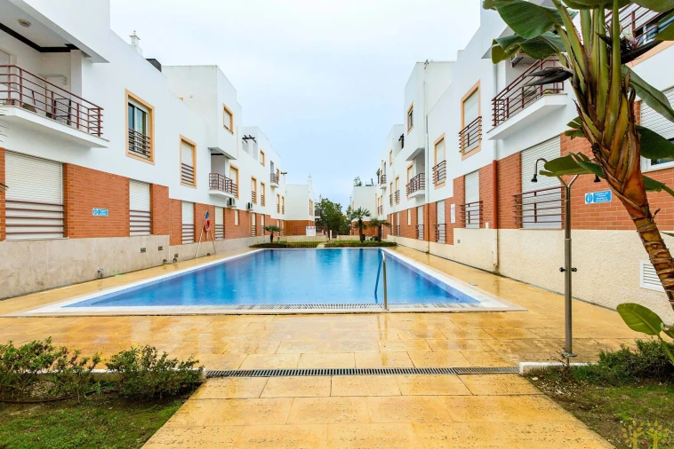 Apartamento T2 para Arrendamento em Conceição e Cabanas de Tavira Foto 2