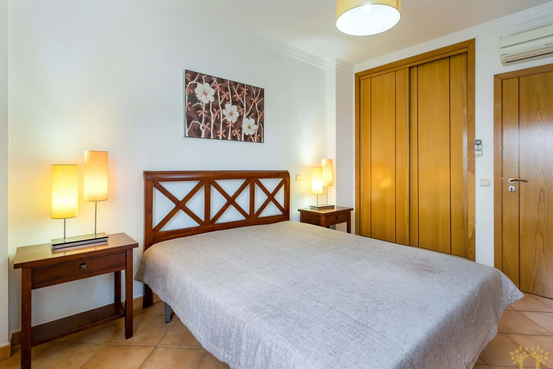 Apartamento T2 para Arrendamento em Conceição e Cabanas de Tavira Foto 12