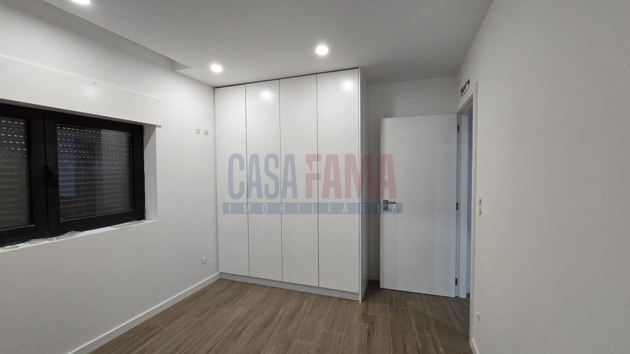 Moradia T1 para Venda em Fradelos Foto 4