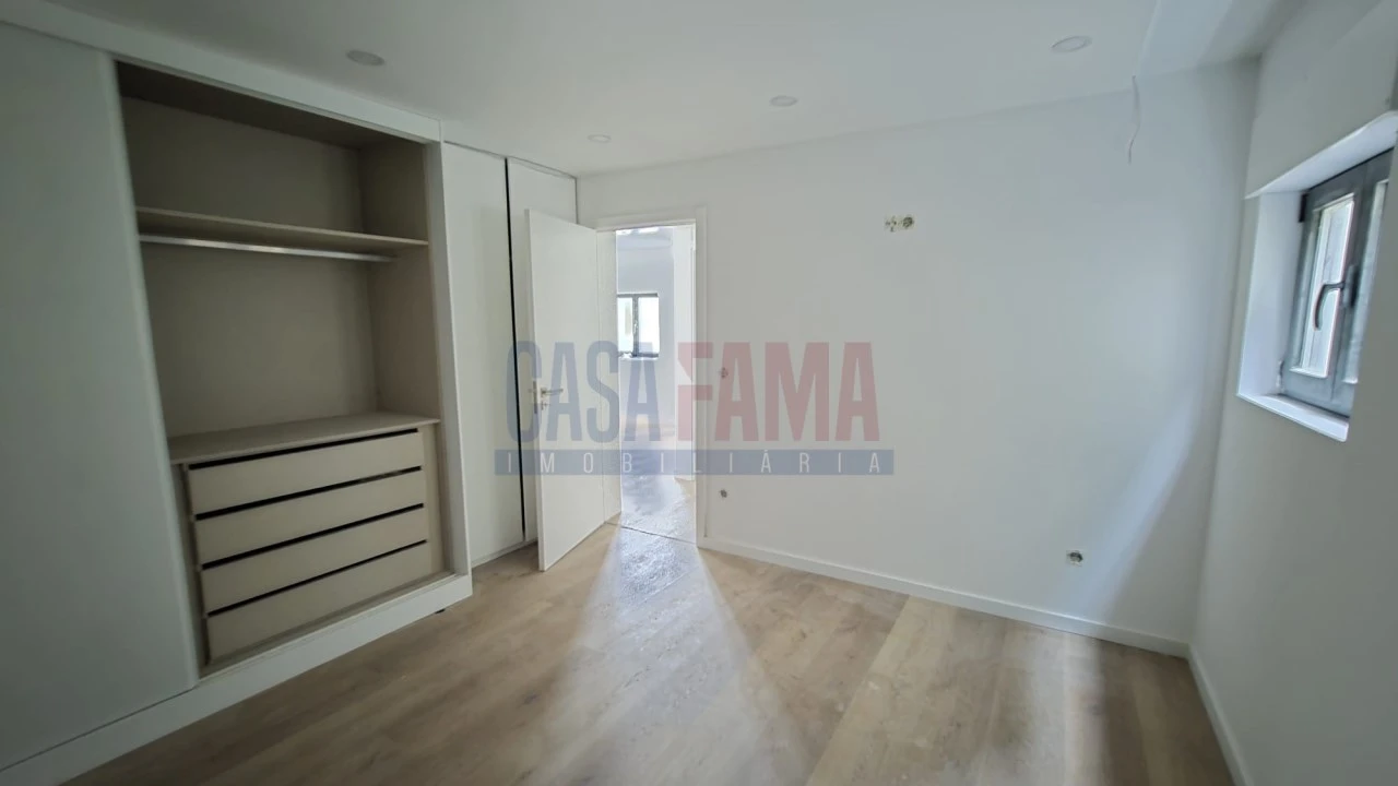 Moradia T1 para Venda em Fradelos Foto 5