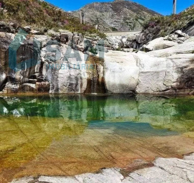 Moradia T6 para Venda em Ruivães e Campos Foto 31