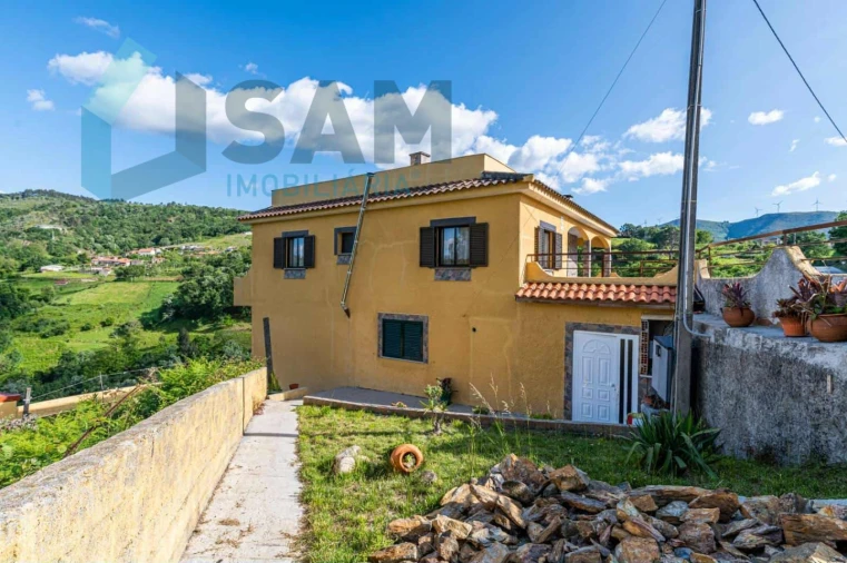 Moradia T6 para Venda em Ruivães e Campos Foto 3