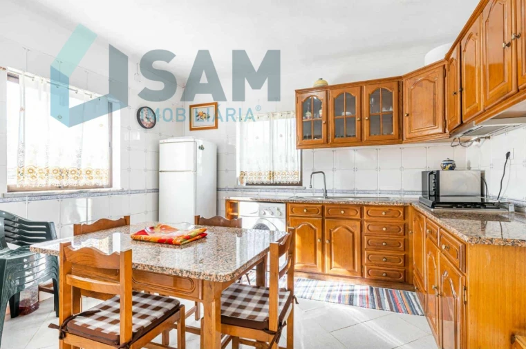 Moradia T6 para Venda em Ruivães e Campos Foto 18