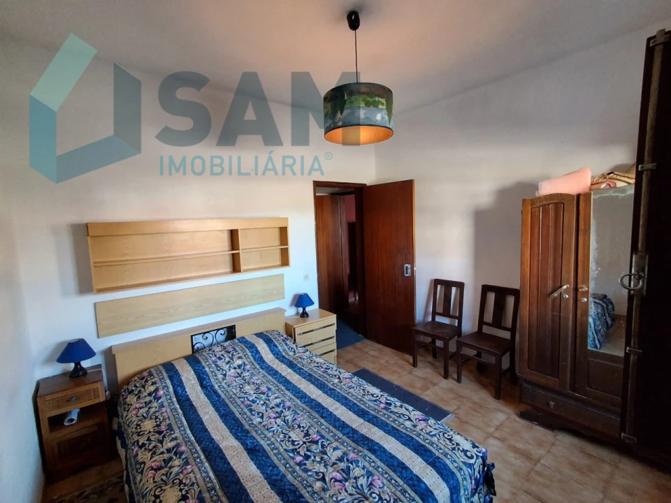 Moradia T4 para Venda em São Bartolomeu de Messines Foto 5