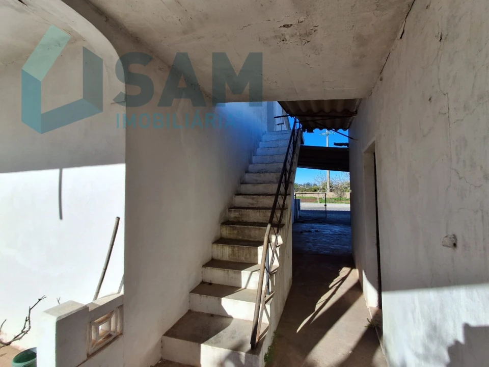 Moradia T4 para Venda em São Bartolomeu de Messines Foto 25