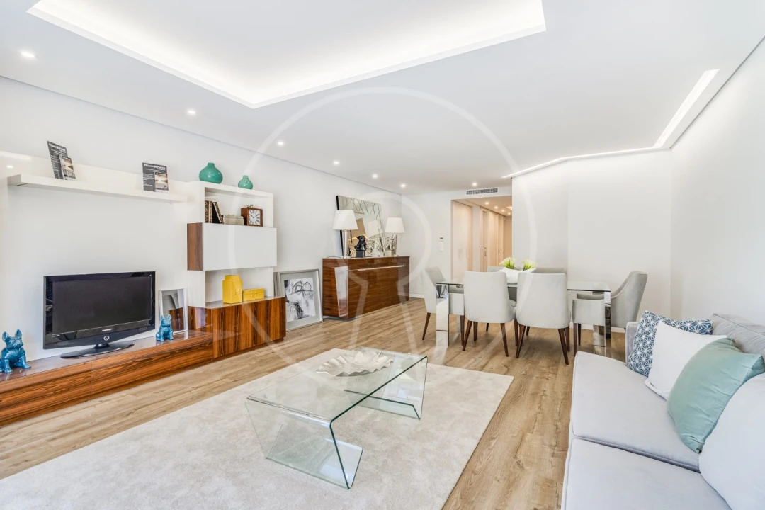 Apartamento T3 para Venda em Carcavelos e Parede Foto 3