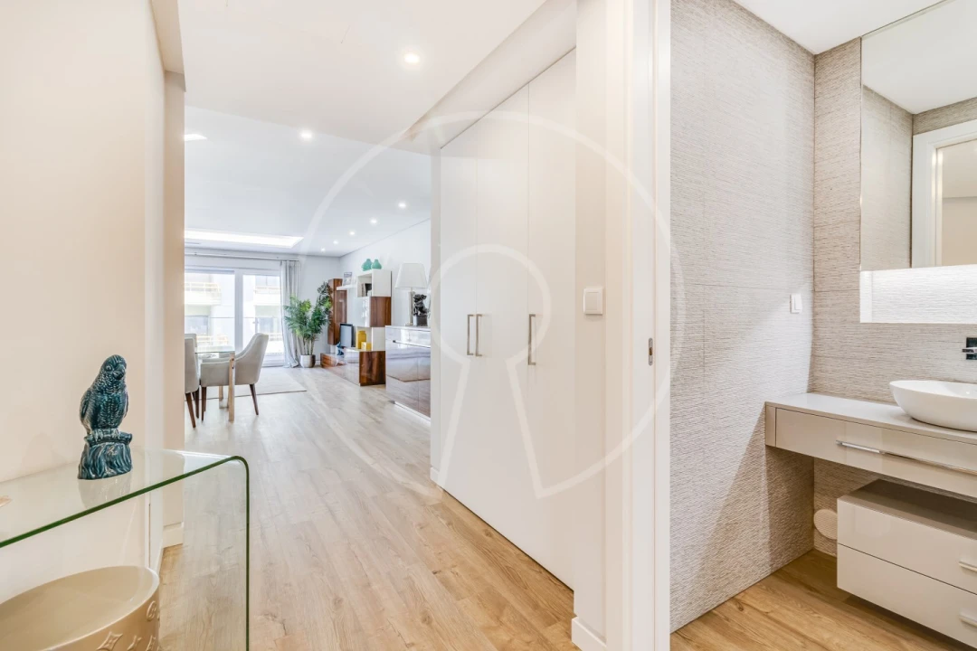 Apartamento T3 para Venda em Carcavelos e Parede Foto 19