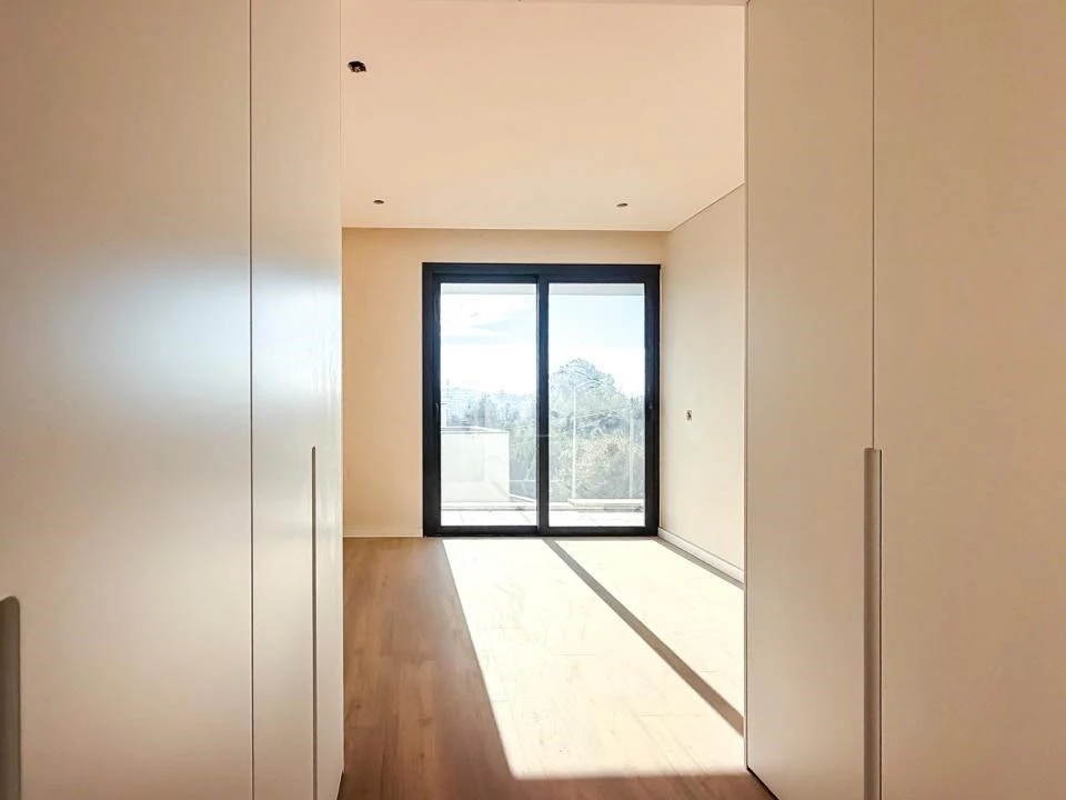 Moradia T3 para Venda em Madalena Foto 10