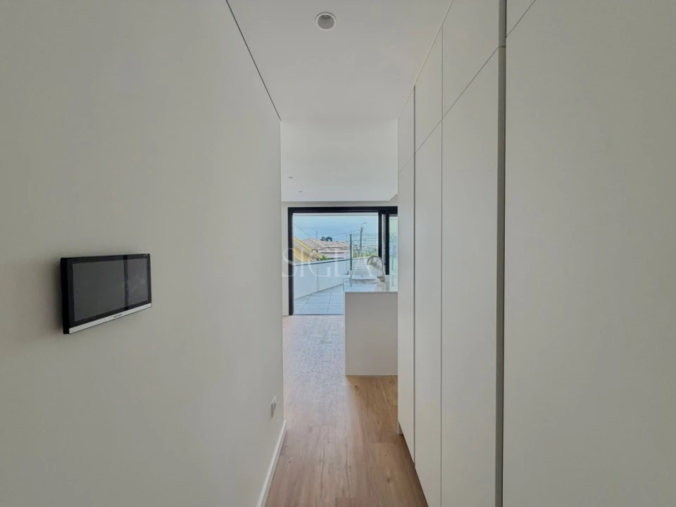 Moradia T3 para Venda em Madalena Foto 25