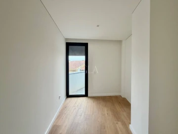 Moradia T3 para Venda em Madalena