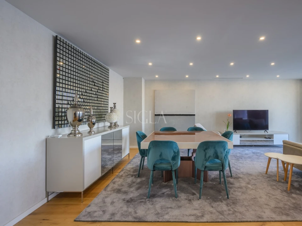 Apartamento T4 para Arrendamento em Canidelo Foto 7