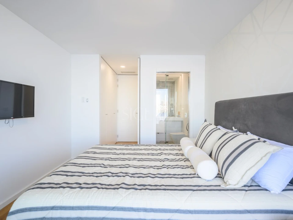 Apartamento T4 para Arrendamento em Canidelo Foto 19