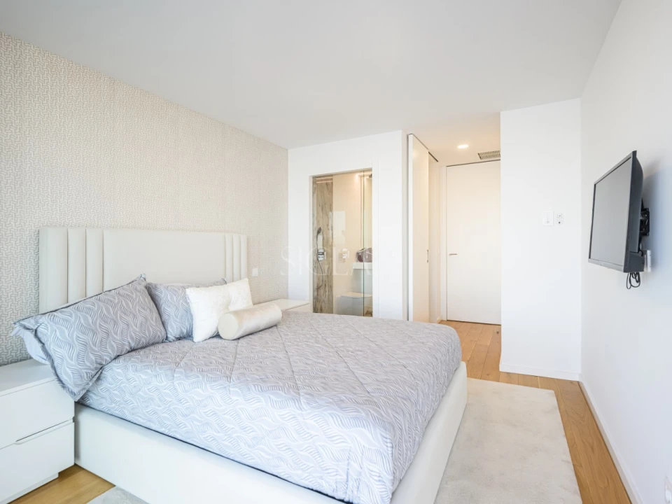 Apartamento T4 para Arrendamento em Canidelo Foto 21