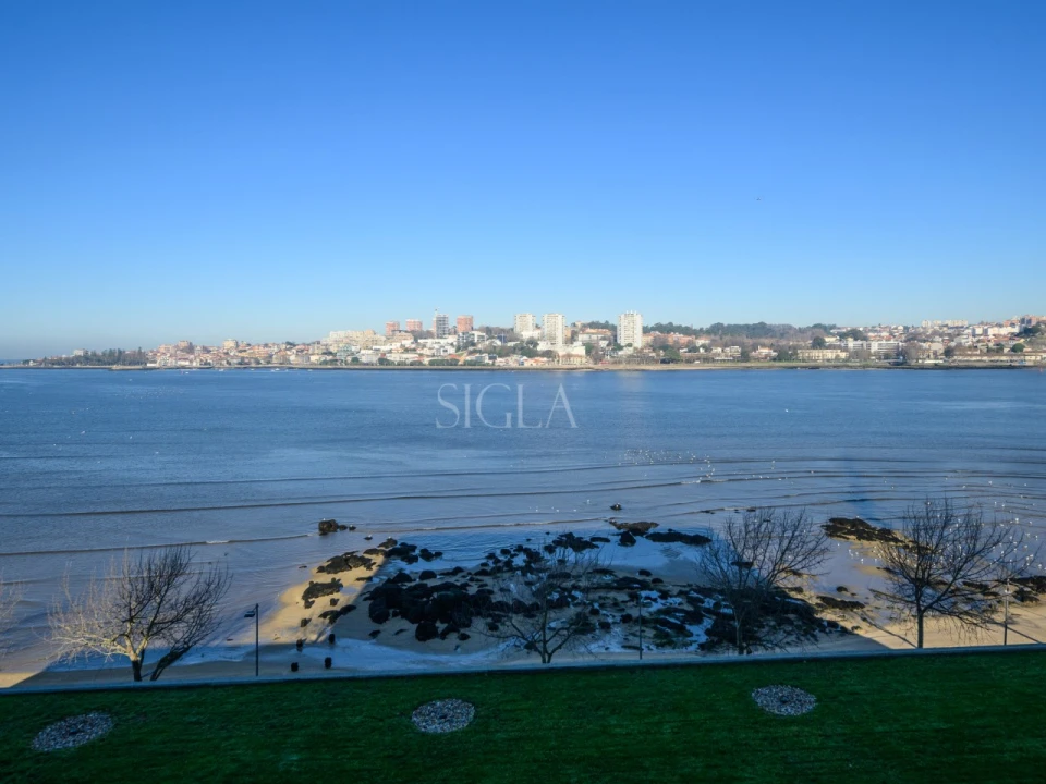 Apartamento T4 para Arrendamento em Canidelo Foto 9