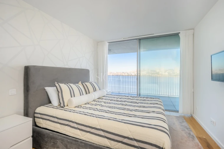 Apartamento T4 para Arrendamento em Canidelo Foto 18