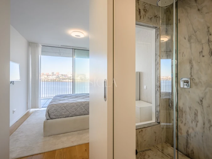 Apartamento T4 para Arrendamento em Canidelo Foto 23