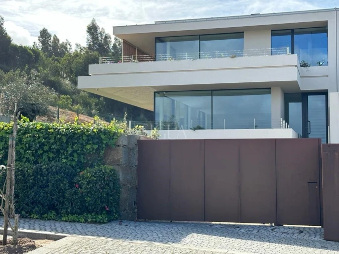 Moradia T3 para Venda em Canidelo Foto 4