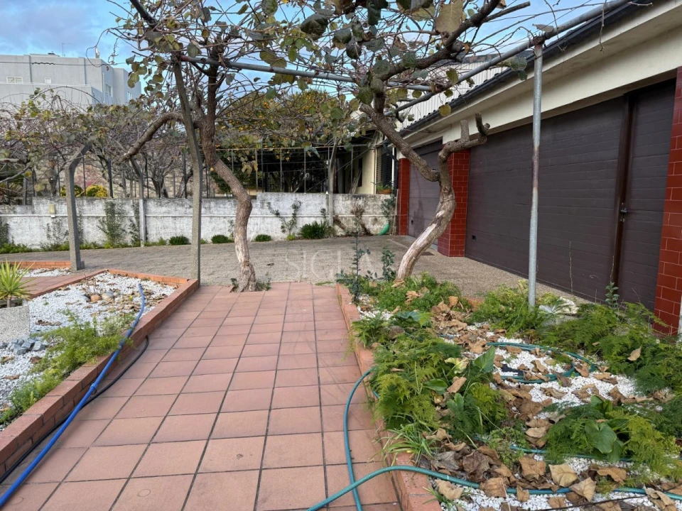 Moradia T4 para Venda em Santa Marinha e São Pedro da Afurada Foto 5