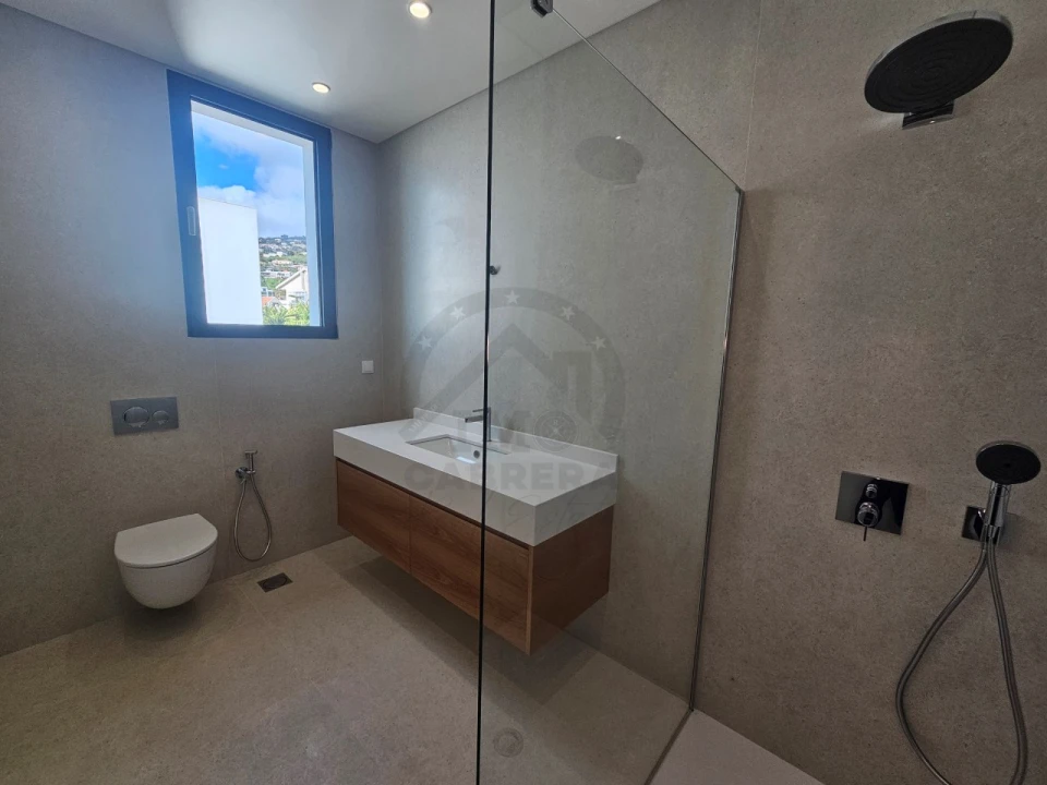 Moradia T3 para Venda em Calheta Foto 26