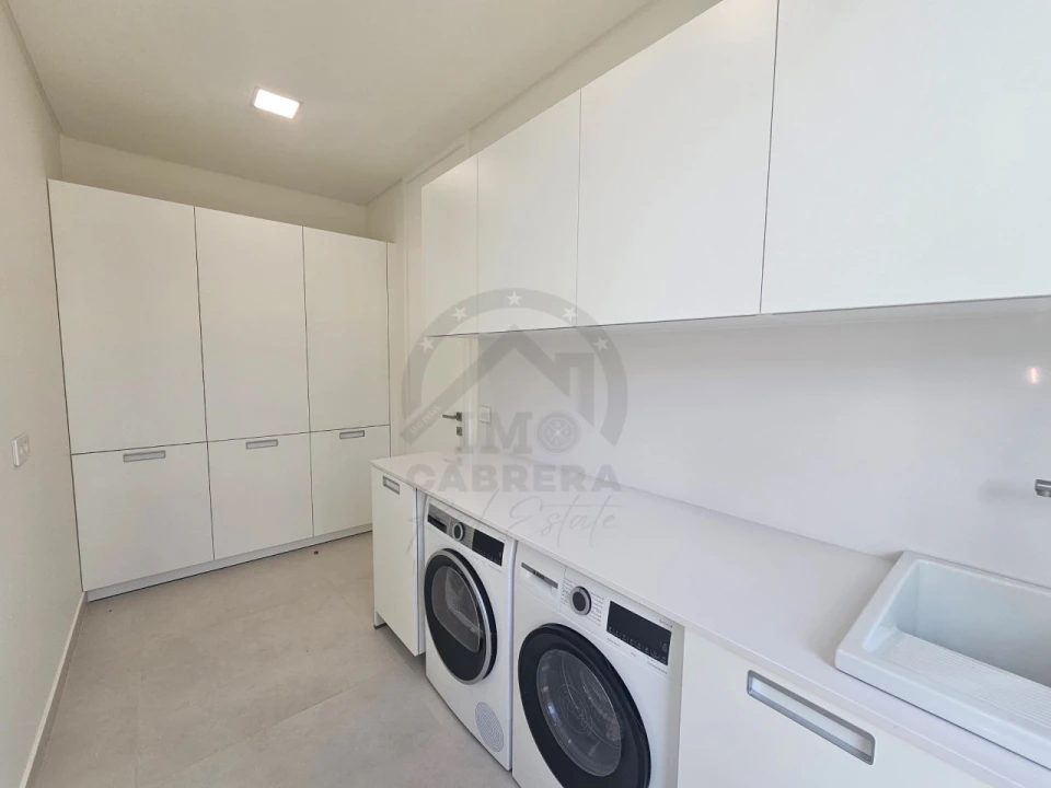 Moradia T3 para Venda em Calheta Foto 44