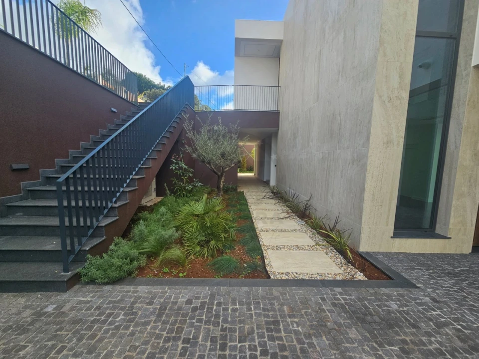 Moradia T3 para Venda em Calheta Foto 54