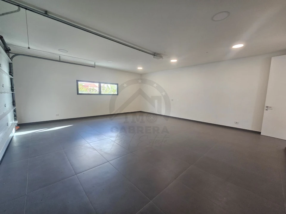 Moradia T3 para Venda em Calheta Foto 57