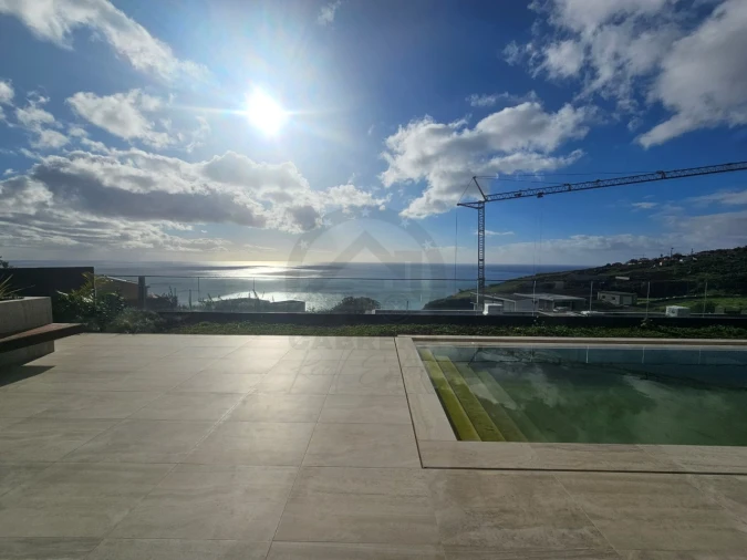 Moradia T3 para Venda em Calheta Foto 4