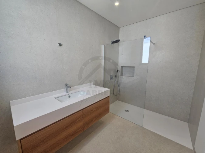 Moradia T3 para Venda em Calheta Foto 25