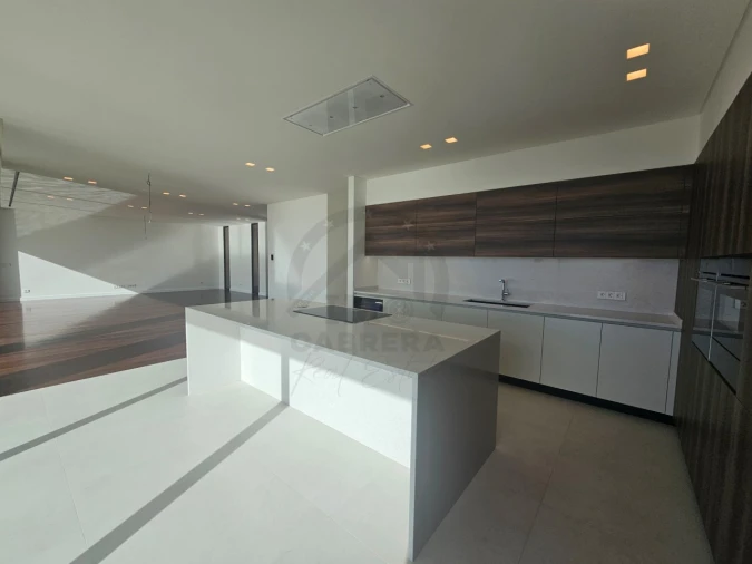 Moradia T3 para Venda em Calheta Foto 36