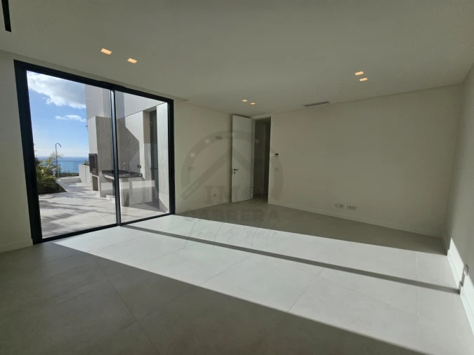 Moradia T3 para Venda em Calheta Foto 42